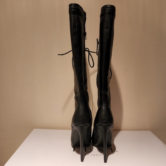 JustFab Korinna Boots - Picture 4 of 9